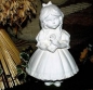 Preview: Mädchen mit Katze – groß – 33 cm hoch – Schrühware
