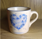 Preview: Keramik-Tasse  - Becher mit Wunschname – Motiv: 1 x Eiskristall-Herz – 75 mm