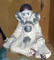 Preview: Pierrot – sitzend groß - 28 cm - Schrühware