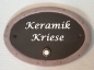 Preview: Keramik-Türschild mit eingebauter Messingklingel – schlicht mit hellbraunem Rand – 18,6 x 13 cm – Schriftfeld dunkelbraun – Handarbeit - Unikat