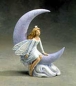 Preview: Elfe auf Mond – 20 cm hoch – Schrühware