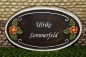 Preview: Keramik-Türschild – kleine Rosen – 5 x 8,5 cm – Schriftfeld braun – Handarbeit
