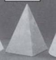 Preview: Gießform – neu – Pyramide – 12 x 12 x 18 cm – sehr schön für Windlichter