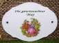 Preview: Porzellan-Türschild – Nostalgisches Paar – 11,2 x 8,5 cm – Text: max. 2 Zeilen mit 4 und 8 Buchstaben – Handarbeit – Unikat