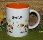 Preview: Keramik-Tasse  - Becher mit Wunschname – Motiv: 3 x Hund mit Sonne – 60 mm