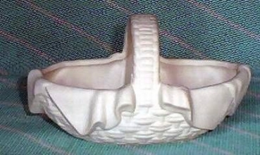 Körbchen mit Tuch - Schrühware - 18 cm