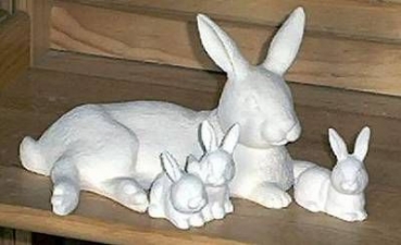 Hasenmutter mit Kindern - Schrühware