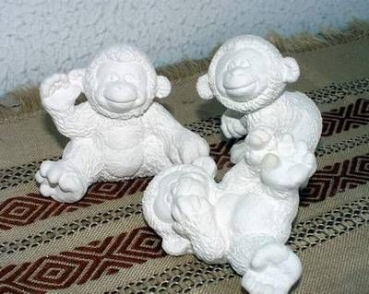 3 verschiedene kleine Affen - Schrühware