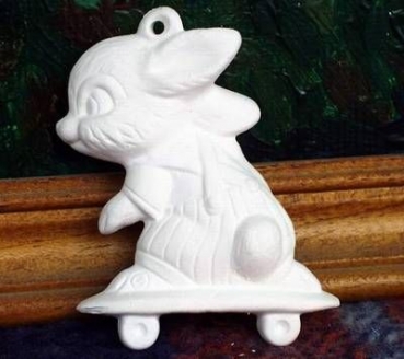 ALBERTAS–Gießform – neu – Hase auf Skateboard - Ornament – Hänger – 8,5 cm – Design auf Vorder-​ und Rückseite