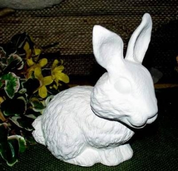 Natürlicher Hase sitzend - Schrühware