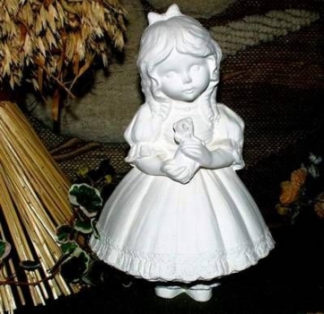 Mädchen mit Katze – groß – 33 cm hoch – Schrühware