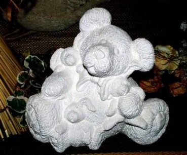 Teddy-Papa mit Hasenkindern – 22 cm hoch – Schrühware