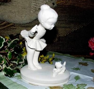 Mädchen – Baletttänzerin - 18 cm hoch - Schrühware