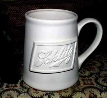 Bierkrug – Schlitz – 13,5 cm hoch – 9,5 cm Ø oben – 11,5 cm Ø unten – Schrühware