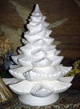 Großer Tannenbaum mit 2 extra Ringen und Basis - Höhe 65 cm - Durchmesser 42 cm - Schrühware