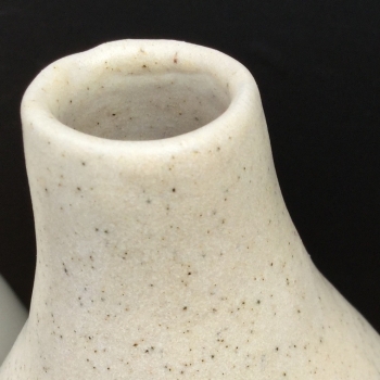 Beigegranit – seidenglänzend - 200 ml – Steinzeug-Glasur von BOTZ - Brennbereich 1.220 bis 1.280 °C