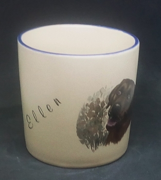 Keramik-Tasse - Becher mit Wunschname – Motiv: 1 x brauner Labrador / Chocolate Labrador
