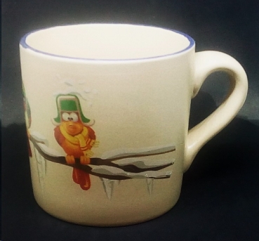 Keramik-Tasse  - Becher mit Wunschname – Rundum-Motiv: Chilly Birds