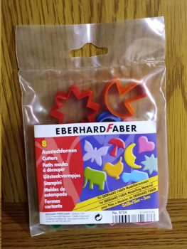 Ausstecher im 8er-Set – Pilz – Mond – Herz – Elefant – Schmetterling – Auto – Vogel – Sonne – 3 bis 5 cm