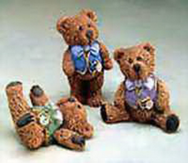 Preview: Teddies mit Weste im 3er-Set - je 10 cm - Schrühware Preview: Teddies mit Weste im 3er-Set - je 10 cm - Schrühware