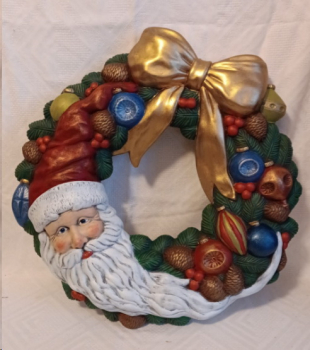Preview: Weihnachtsmann- / Santakranz aus Keramik – 35,5 cm Ø – aufwändig und detailreich bemalt - Handarbeit – Unikat Preview: Weihnachtsmann- / Santakranz aus Keramik – 35,5 cm Ø – aufwändig und detailreich bemalt - Handarbeit – Unikat