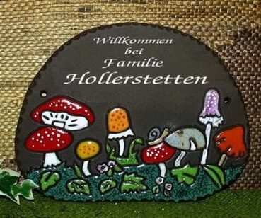 Keramik-Türschild – Waldpilze – 22 x 17 cm – Schriftfeld dunkelbraun – detailreiche Töpferarbeit