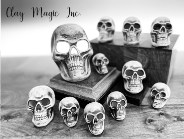 ClayMagic-Gießform - neu – Six Pack Doom Skulls im 6er-Set – je 5 x 3,8 cm – die kleinsten auf den Fotos -USA