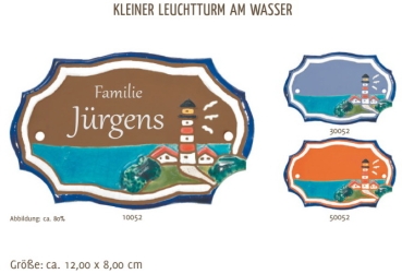 Keramik-Türschild – Lasergravur – 12 x 8 cm – Farb- und Schriftauswahl – Kleiner Leuchtturm am Wasser