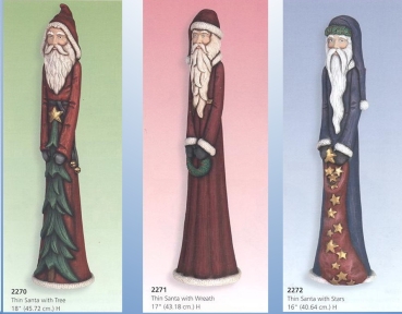 Bleistift-Santas – groß mit Baum, Kranz und Sternen – im 3er-Set – 40 bis 45 cm hoch– Schrühware