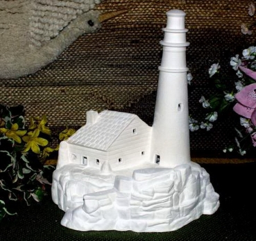Leuchtturm mit Haus – 26 cm hoch – nicht ausgeschnitten – Schrühware