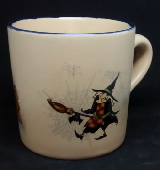 Keramik-Tasse - Becher mit Wunschname – Motiv: 2 x Hexe + 1 x Halloween-