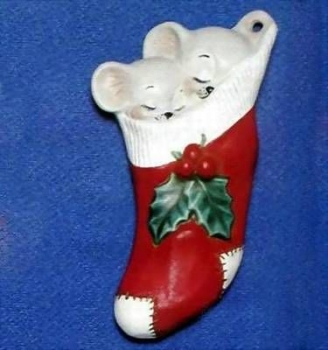 ALBERTAS–Gießform – neu – Mäuse in Strumpf – Ornament – Hänger – 9,2 cm – Design auf Vorder-​ und Rückseite