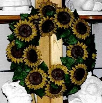 Sonnenblumenkranz für die Wand – 40,5 cm Durchmesser – Schrühware