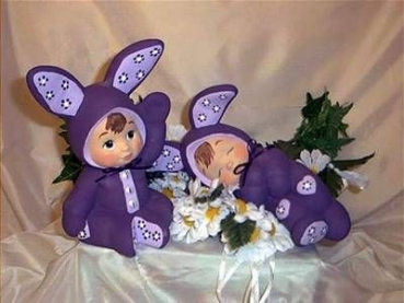 Sweet Tot Bunnies im 2er-Set  – winkend und liegend  – 20 und 22 cm hoch – Schrühware