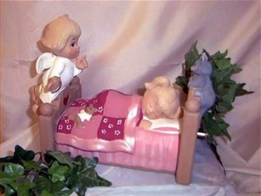 Spieluhr -  Kinderbettchen - Mädchen - Schrühware