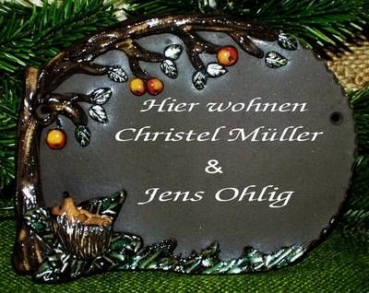 Töpfer-Türschild – Igel unter Apfelbaum II – 21 x 16 cm – Reliefbild – aufwändige Handarbeit