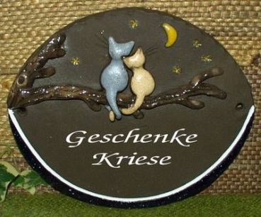 Töpfer-Türschild – Katzenpaar auf Ast – klein – 16,5 x 15 cm – Reliefbild – aufwändige Handarbeit