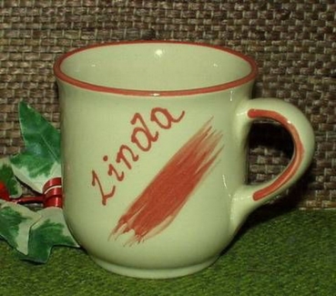 Ceramic Cup - cream - mug with fixed name: Linda