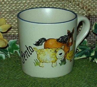 Keramik-Tasse  - Becher mit Wunschtext – Motiv: 1 x Bauernhof 1 – Pferd – Schaf – Gans