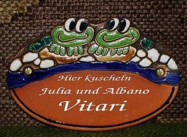 Keramik-Türschild – Froschpaar – 17 x 11,5 cm – Schriftfeld terracotta – Handarbeit