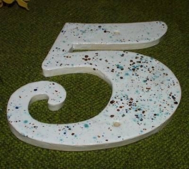 Hausnummer - Keramik weiß mit blaubeigen Sprenkeln - 5