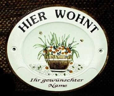 Keramik-Türschild mit Wunschtext – Relief mit braunem Rand – Blumemotiv – 18 x 15,5 cm – Handarbeit – Restbestand