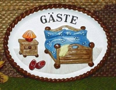 Keramik-Türschild – Relief mit braunem Rand – Gäste – 13,5 x 10 cm – Handarbeit – Restbestand