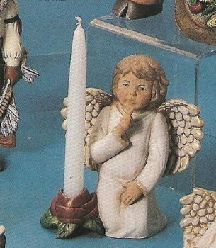 Kniender Engel - ohne Kerzenständer - 17,5 cm hoch - Schrühware