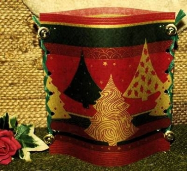 Lantern made of laminated motif for tealight – Weihnachtsbäume