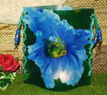 Lantern made of laminated motif for tealight - Blauer Mohn