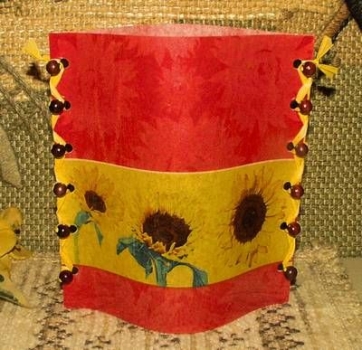 Lantern made of laminated motif for tealight – Sonnenblumen