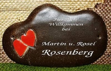Türschild – getöpfert – zwei Herzen – 20 x 12 cm - Schriftfeld braun – Handarbeit – Unikat