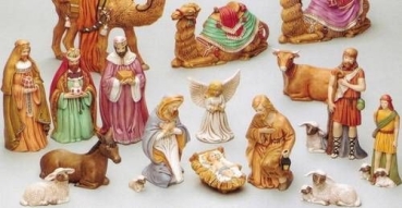 RIVERVIEW-Krippe - extragroß – 15 Figuren mit einem liegenden Kamel – Figuren bis 29 cm hoch – Schrühware