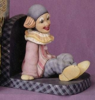 Clown – sitzend – auch für Buchstütze S-1014– 17,5 cm hoch – Schrühware